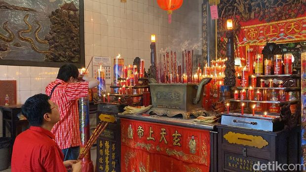 Klenteng Pak Kik Bio-Hian Thian Siang Tee Nanang di Jagalan Surabaya.