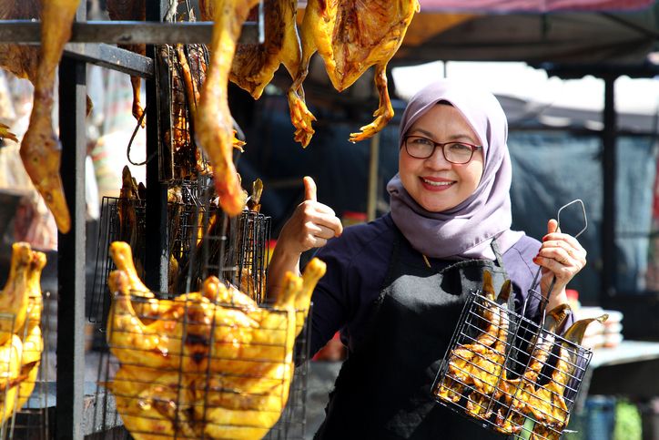 Tak hanya halal, makanan bagi umat Islam juga harus Thoyyib