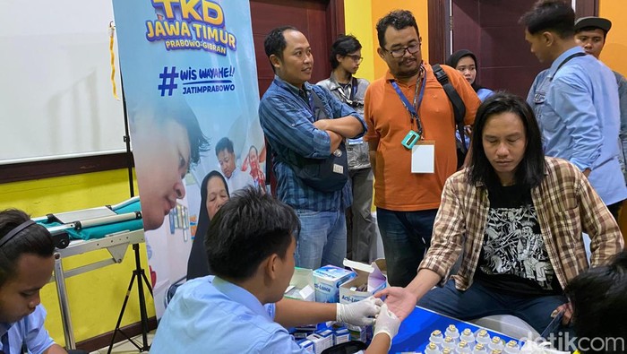 Para jurnalis di Jatim periksa kesehatan gratis