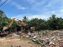 Rumah ABG Pembunuh 5 Orang Sekeluarga Dirobohkan, Keluarga Pindah