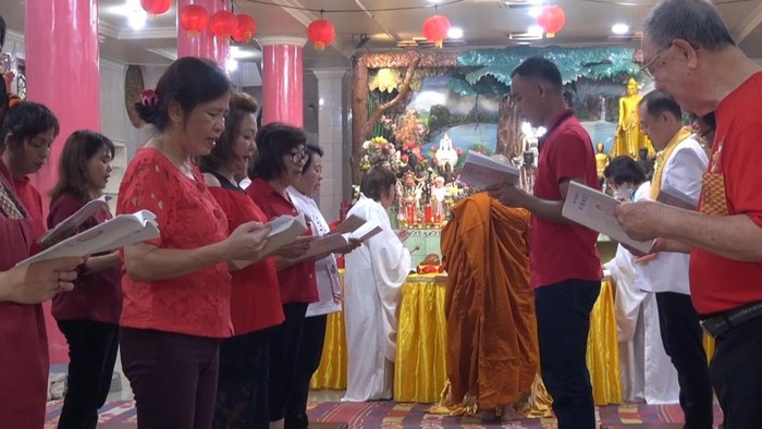 Perayaan tahun baru Imlek 2575 Kongzili di Bengkulu digelar secara sederhana di Vihara Buddhayana