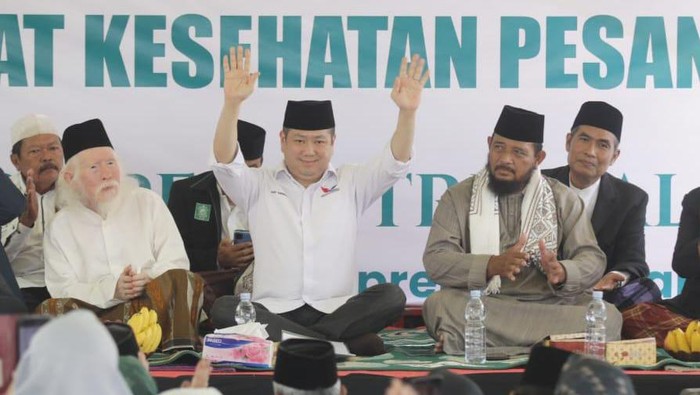 Ketum Perindo Hary Tanoesoedibjo Beri Bantuan Puspestren Ponpes Al Islah, Jatireja, Subang