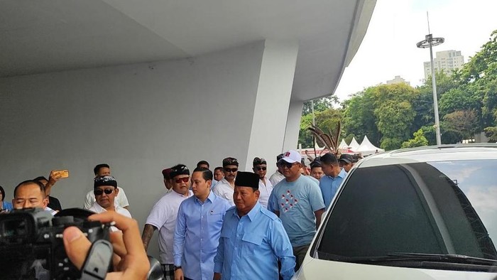 Prabowo Subianto hadir di GBK jelang kampanye akbar.