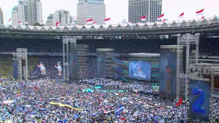 Relawan dalam Kampanye Akbar Prabowo Gibran di GBK (tangkapan layar)