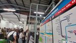 Foto: Padatnya Stasiun Kampung Bandan Jelang Kampanye Akbar AMIN di JIS