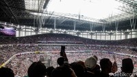 Terpantau, akses menuju JIS juga sudah disesaki pendukung AMIN. 