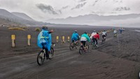 Sedikitnya ada sekitar 24 touringers PCC yang telah berhasil menyelesaikan 3 Etape yang digelar dari Kediri-Malang-Bromo.