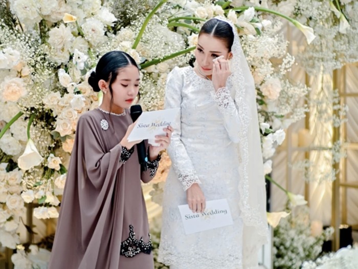 Ayu Ting Ting menangis mendengar ucapan Bilqis.