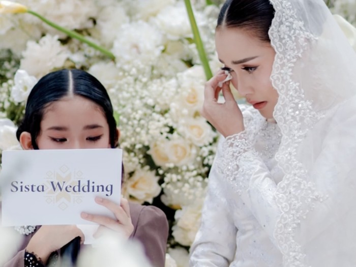 Ayu Ting Ting Ayu Ting Ting menangis mendengar ucapan Bilqis.