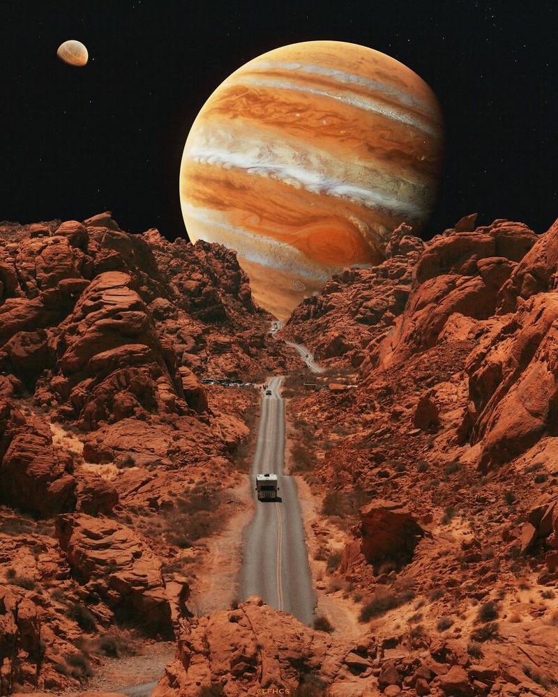 Kreator digital dengan nama akun LFHCS di Instagram telah membuat hal biasa menjadi sesuatu yang luar biasa. Karyanya menampilkan bagaimana kehidupan manusia bila dekat dengan luar angkasa.