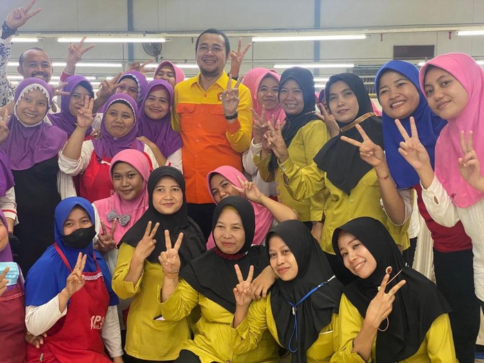 Ketua Projo Jatim bertemu dengan buruh SKT di 4 daerah