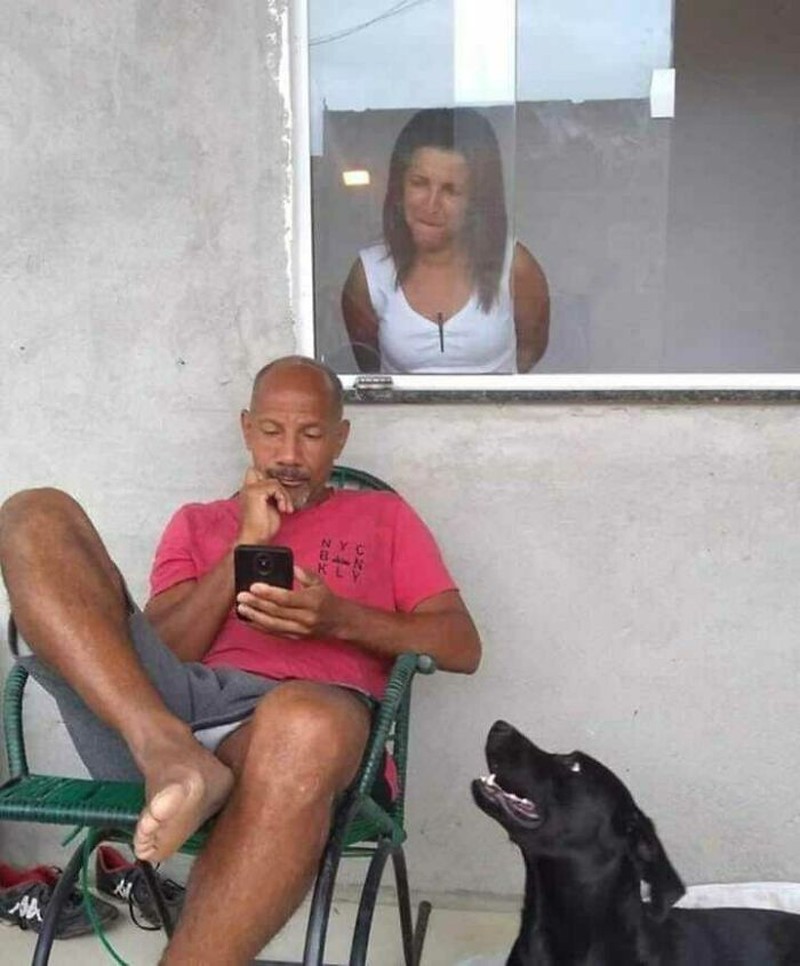 Apabila dirasa suasana hari kalian sedang buruk, mungkin bisa lihat kumpulan gambar lucu berikut ini. Siapa tau bisa membuat mood menjadi lebih happy.