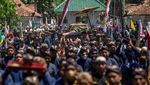 Melihat Prosesi Labuhan di Pantai Parangkusumo