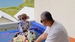 Natalie Sarah Hobi Makan di Teras Rumah hingga Pinggir Pantai