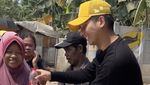 Teuku Ryan Saat Berbagi Paket Nasi hingga Kulineran Bareng Ria Ricis