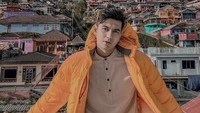 Teuku Ryan belakangan jadi sorotan karena bakal menghadapi sidang perceraian dengan Ria Ricis pada 19 Februari mendatang. Teuku Ryan mengaku berusaha memperbaiki hubungan dengan sang istri dan anaknya. Foto: Instagram teukuryantr