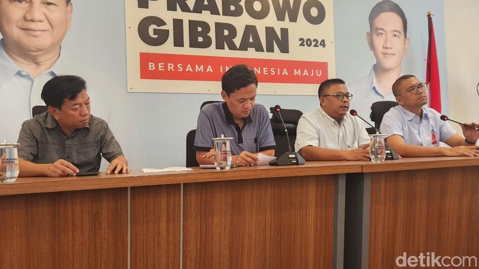 Wakil Ketua TKN Prabowo-Gibran, Habiburokhman (Adrial Akbar/detikcom)