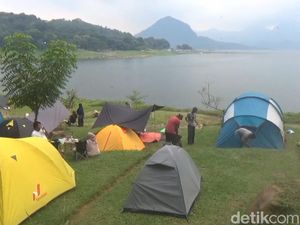 Pemda Jabar Imbau Study Tour Dibatasi, Sandiaga dan Pemilik Obwis: Nggak Gitu...