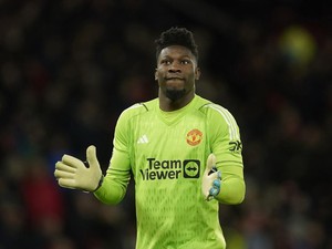 Lalui Masa Sulit, Onana Berterima Kasih ke Kiper-kiper MU