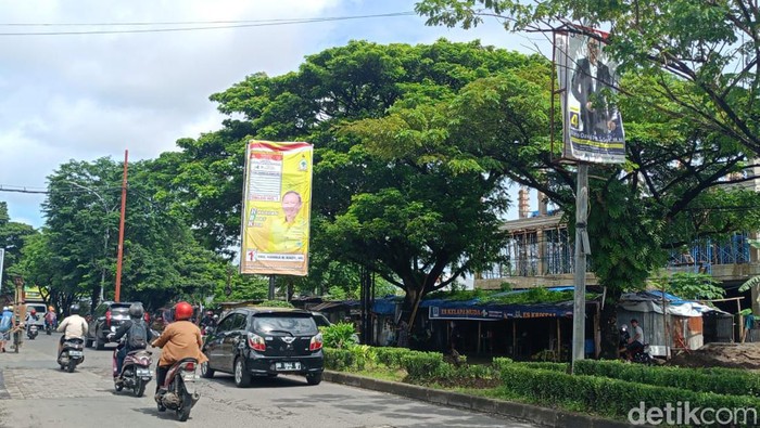 APK di Makassar masih bertebaran memasuki hari kedua masa tenang Pemilu 2024.