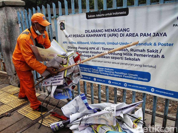 APK Pemilu di Jakarta Utara Ditertibkan, Begini Penampakannya