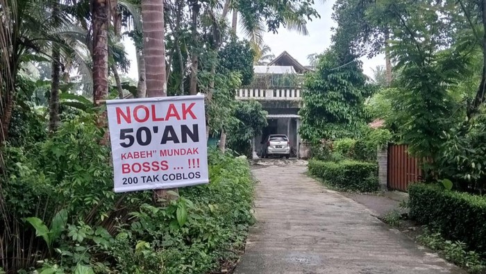 Baliho Nolak 50an Kabeh