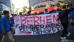 Bawa Bendera Kuning, PMII Lakukan Aksi Lawan Tirani