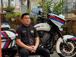 Bripka Abster Matthew, Polisi Pengawal Ambulans Tembus Kemacetan