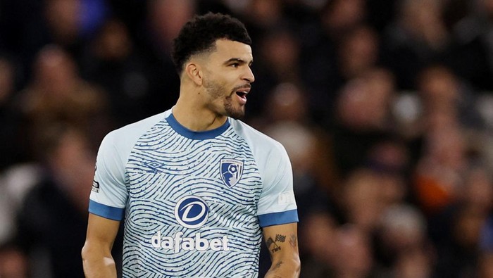 Soccer Football - Premier League - West Ham United v AFC Bournemouth - London Stadium, London, Britain - February 1, 2024 AFC Bournemouths Dominic Solanke celebrates scoring their first goal Action Images via Reuters/Paul Childs NO USE WITH UNAUTHORIZED AUDIO, VIDEO, DATA, FIXTURE LISTS, CLUB/LEAGUE LOGOS OR LIVE SERVICES. ONLINE IN-MATCH USE LIMITED TO 45 IMAGES, NO VIDEO EMULATION. NO USE IN BETTING, GAMES OR SINGLE CLUB/LEAGUE/PLAYER PUBLICATIONS.