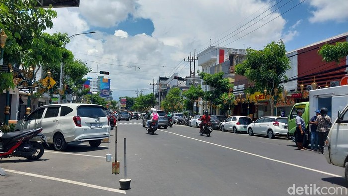 Kawasan parkir di Kayutangan Heritage Kota Malang.