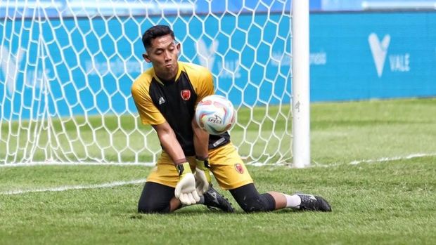 Kiper PSM Makassar, Reza Arya Pratama.