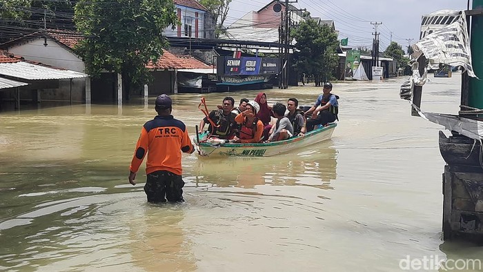 Kondisi banjir di Desa Karanganyar, Demak, Senin (12/2/2024).