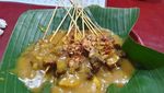 Lamak Bana! 20 Sate Padang Sedap Berempah Ada di Sini