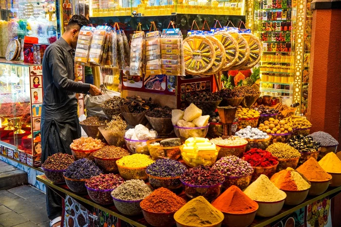 Pasar rempah di Dubai Pasar rempah di Dubai