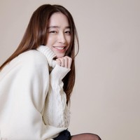 Lee Min Jung berusia 31 tahun saat menikah dengan Lee Byung Hun pada tahun 2013 lalu. Baru-baru ini, dia kembali membagikan foto kehamilan anak pertamanya Lee Joon Ho pada tahun 2015. Foto: dok. Instagram @216jung