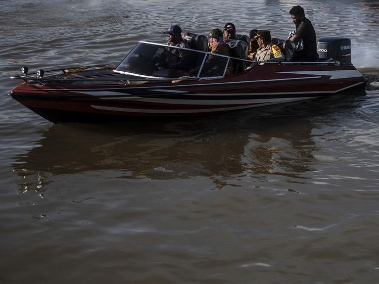 Perahu Jadi Transportasi Utama di Asmat Papua, Begini Potretnya