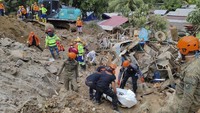 Sebelumnya, tanah longsor ini terjadi pada, Selasa malam (6/2) yang melanda pegunungan Masara di Provinsi Davao de Oro setelah diguyur hujan selama berminggu-minggu.