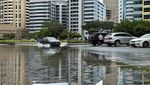 Tidak Biasa, Jalan Raya di Dubai Terendam Banjir
