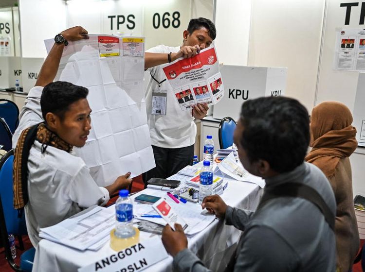 Potret WNI di Malaysia Nyoblos Pemilu 2024