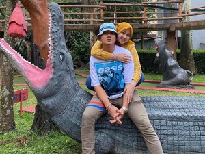 Istri Aldi Taher Hamil Usai Tidur di Kasur Pemberian Jessica Iskandar