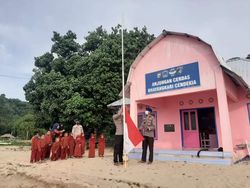 Perjuangan Bripka Nengah Membantu Warga Kampung Terpencil di NTB