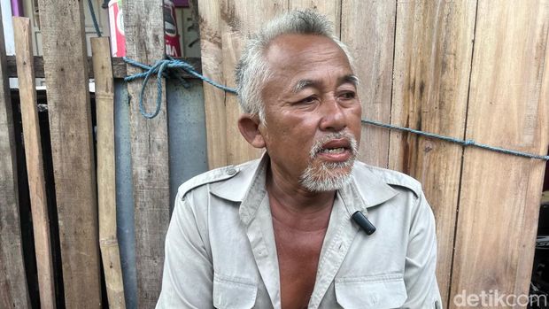 bunuh diri di sungai brantas kota kediri