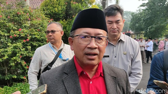 Bupati Cianjur Herman Suherman