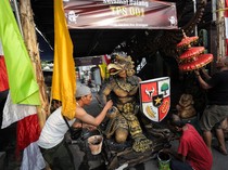 Intip Dekorasi TPS Bertema Majapahit di Mojokerto