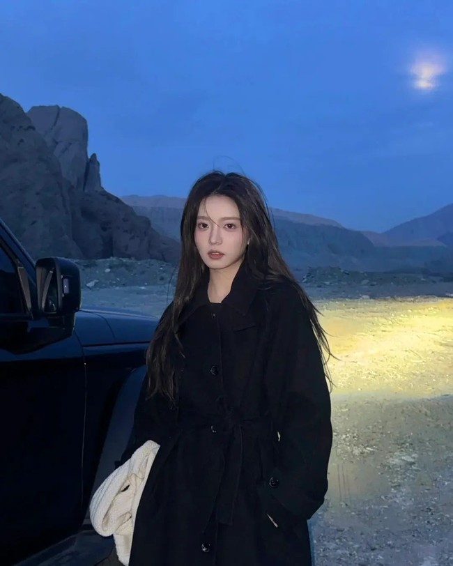 Mahasiswi asal China sempat viral pada 2021 karena kecantikannya. Visualnya yang bak idol KPop diperbincangkan setelah ia tertangkap tes COVID-19. Foto: Instagram @enndm_e