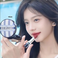 Follower-nya pun sudah berkembang pesat menjadi 1,3 jutaan ketika berita ini dibuat. Foto: Instagram @enndm_e