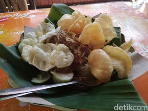 Lezatnya Gado-Gado Kasepuhan Ibu Ipeh Khas Cirebon