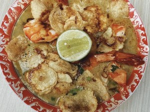 Gurih Mantap! Soto Medan Udang dan Ayam Lezat Ada di Sini