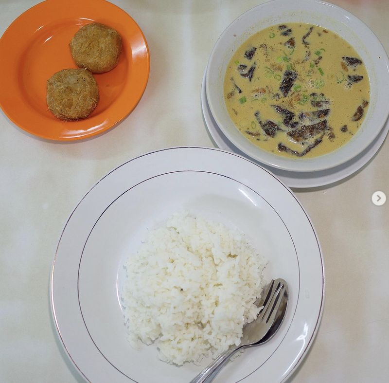 Lezat dan lezat!  Soto Medan Isi Udang dan Ayam Enak ada di sini