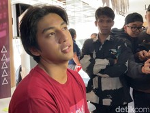 Bintangi Dealova, Harris Vriza Tonton Film Lamanya Hingga Belasan Kali